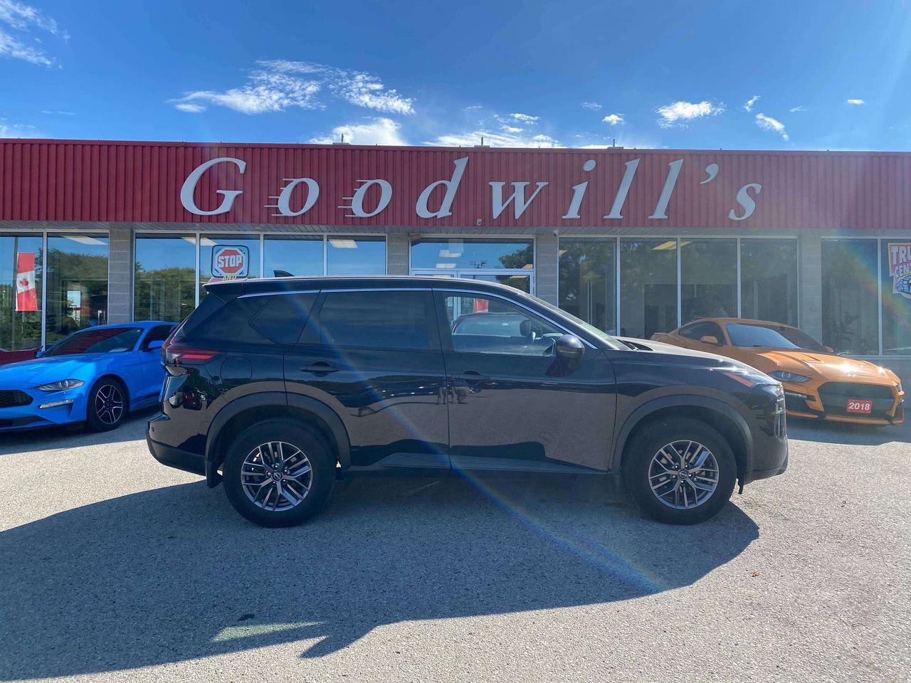 2024 Nissan Rogue S, CLEAN CARFAX, AWD, BALANCE OF FACTORY WARRANTY! - Photo #1