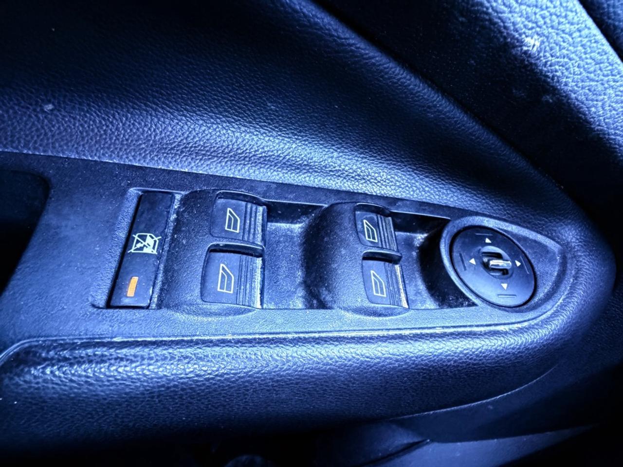 2013 Ford Escape SEL 4dr Front-wheel Drive Automatic Photo