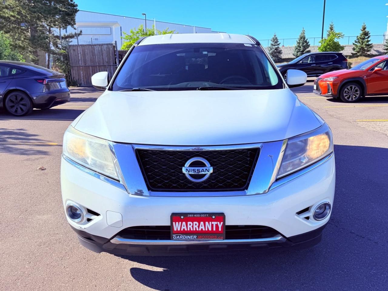 2015 Nissan Pathfinder S 4dr SUV 4WD (3.5L 6cyl CVT) Photo5