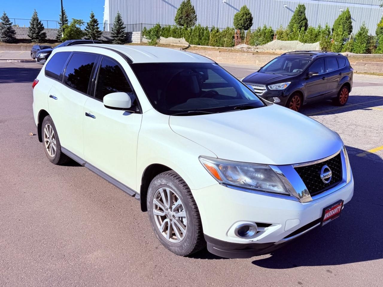 2015 Nissan Pathfinder S 4dr SUV 4WD (3.5L 6cyl CVT) Photo