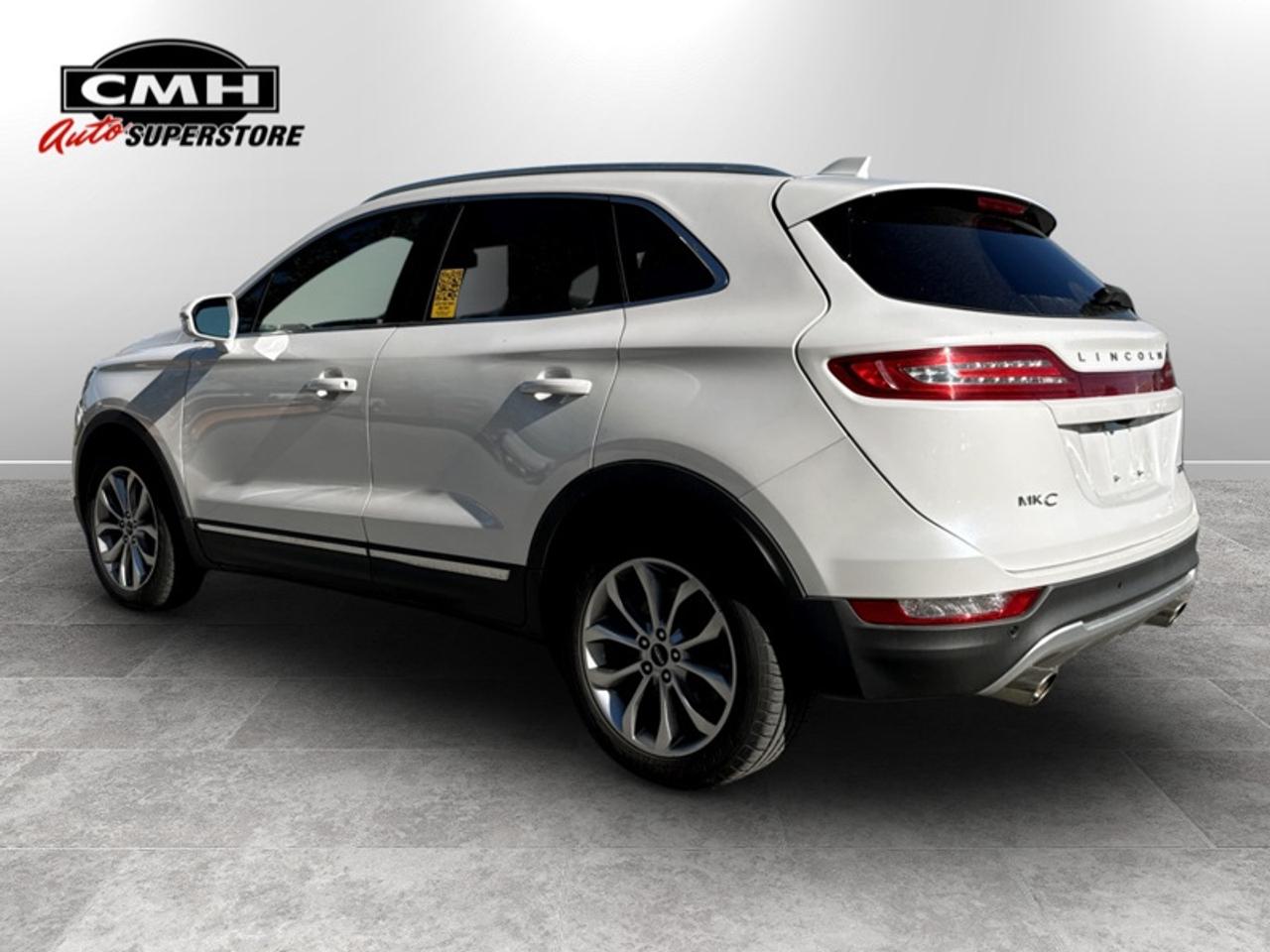 2017 Lincoln MKC Select w/Plus Package Photo3