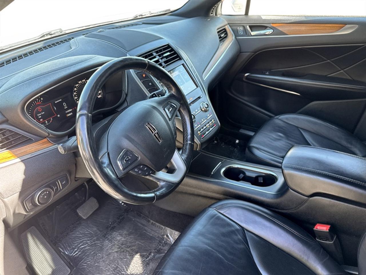 2017 Lincoln MKC Select w/Plus Package Photo
