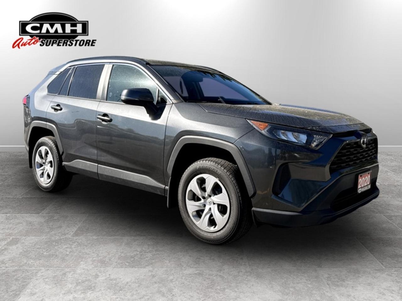 2020 Toyota RAV4 LE  **CLEAN CARFAX** Photo