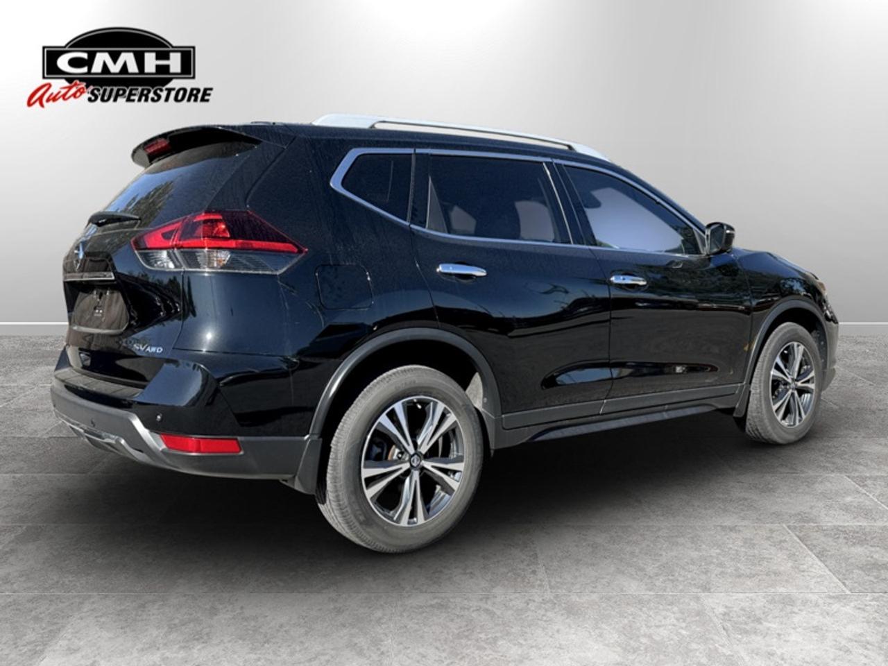 2019 Nissan Rogue SV Premium Pkg  *LOW KM - CLEAN CARFAX* Photo