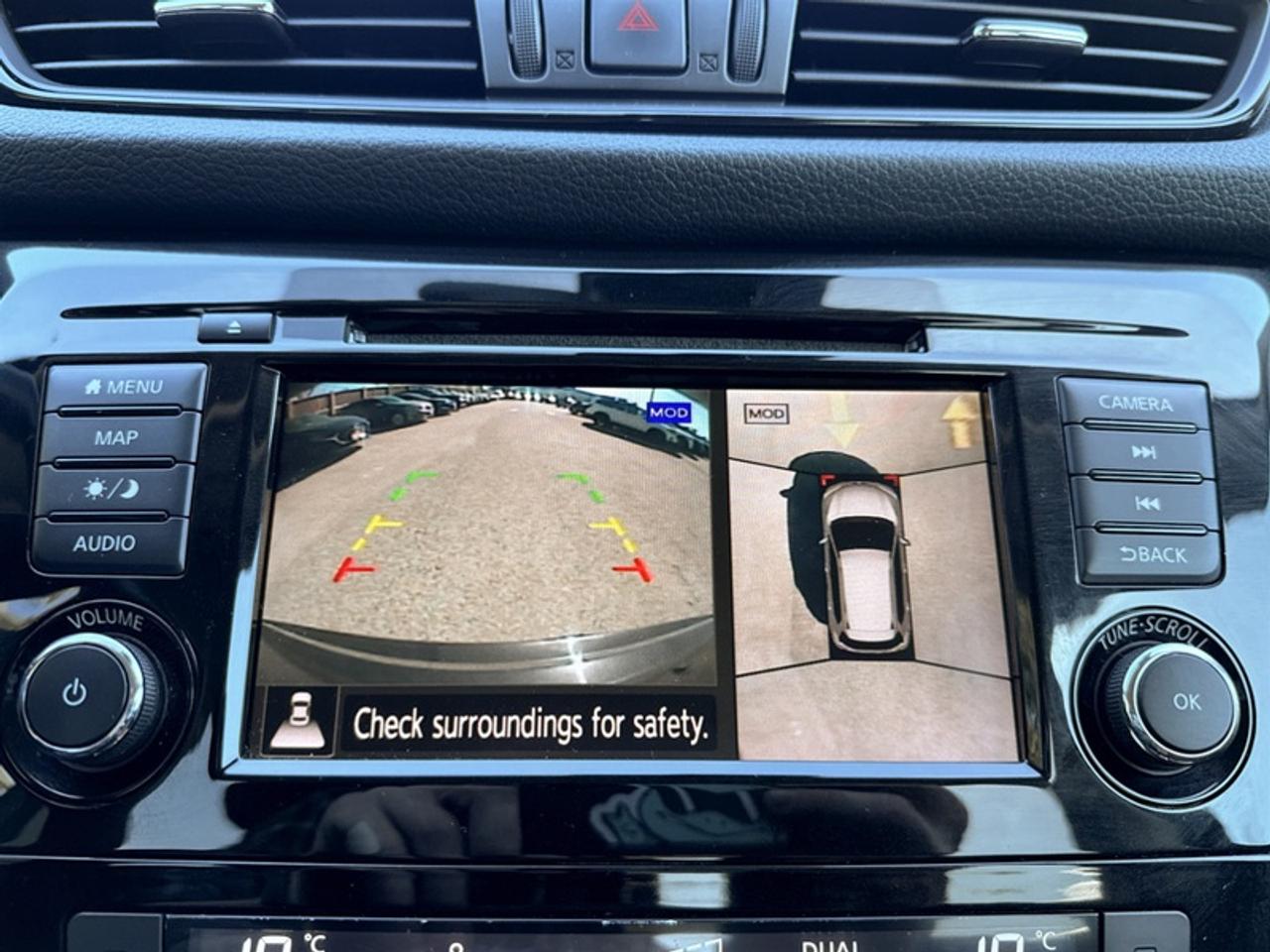 2019 Nissan Rogue SV Premium Pkg  *LOW KM - CLEAN CARFAX* Photo