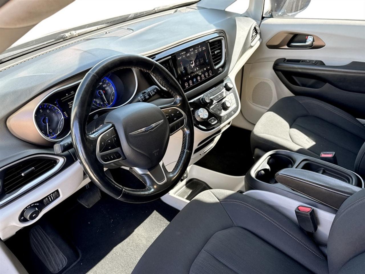 2019 Chrysler Pacifica Touring Plus w/DVD Pkg Photo