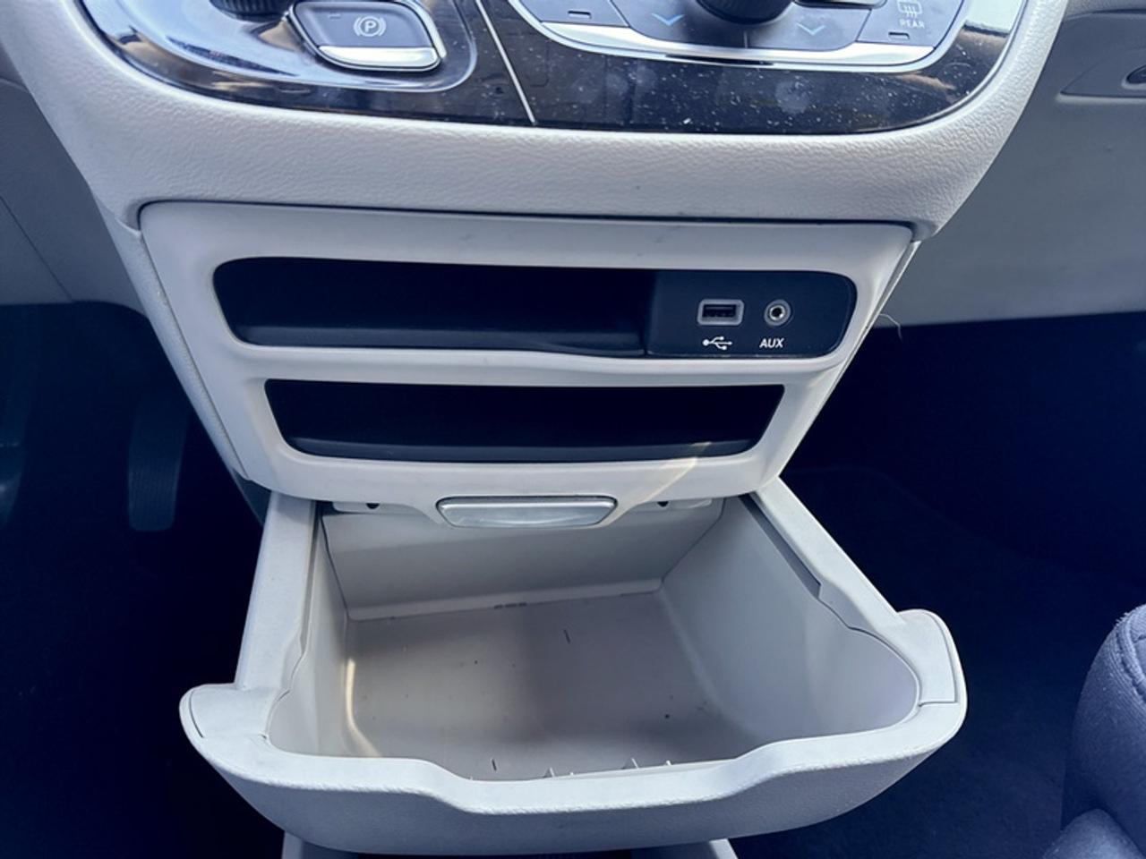 2019 Chrysler Pacifica Touring Plus w/DVD Pkg Photo