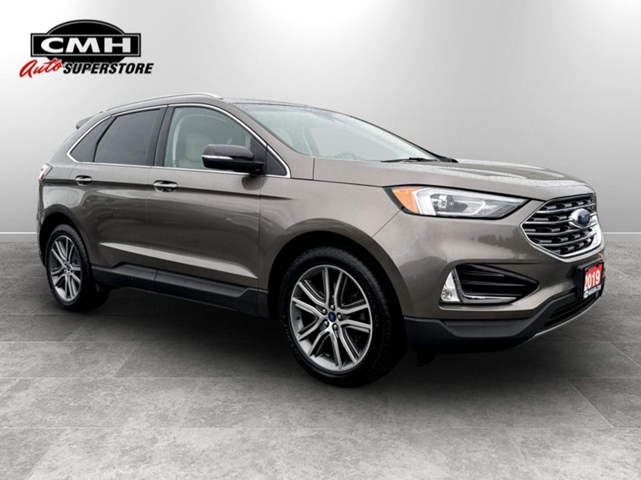 2019 Ford Edge Titanium AWD  **CLEAN CARFAX** Photo