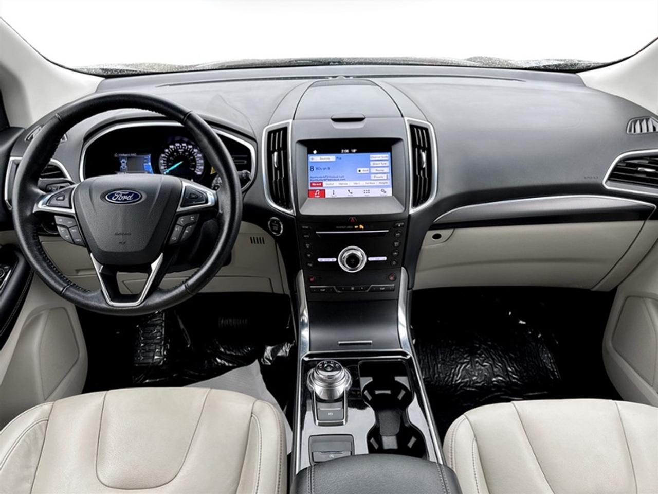 2019 Ford Edge Titanium AWD  **CLEAN CARFAX** Photo