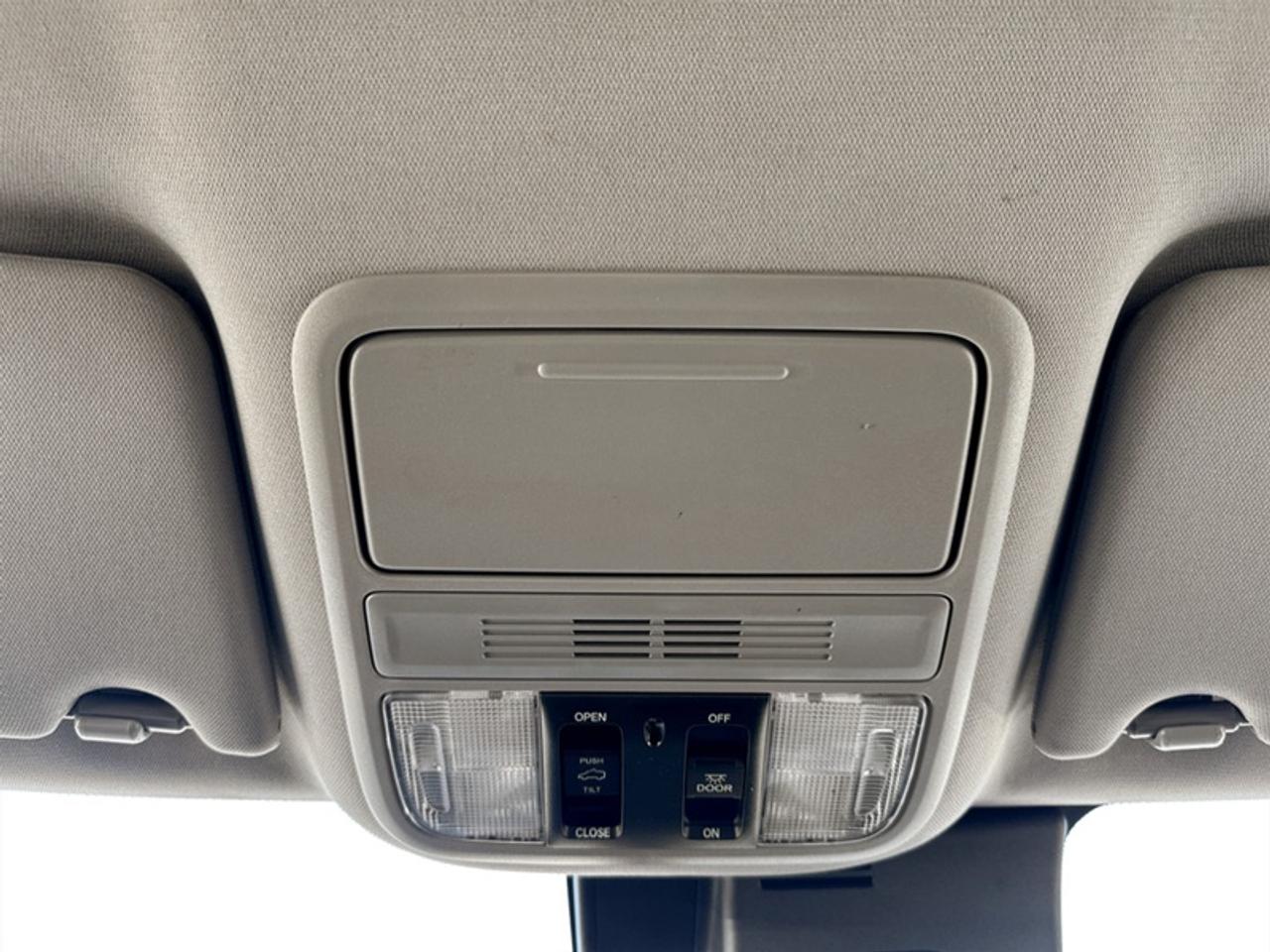 2021 Honda Pilot EX-L  **CLEAN CARFAX** Photo