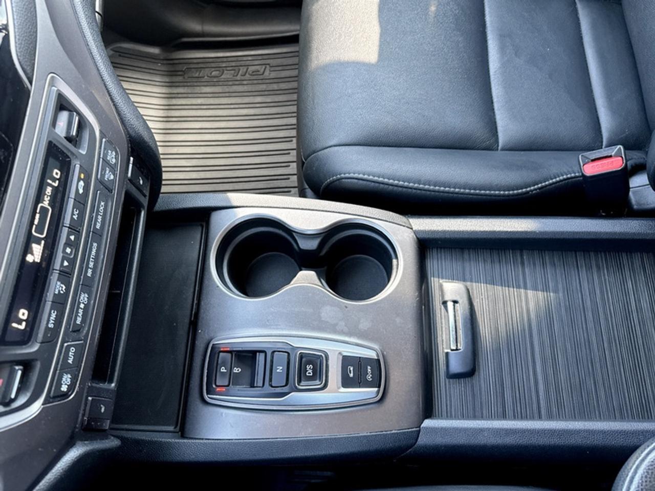 2021 Honda Pilot EX-L  **CLEAN CARFAX** Photo