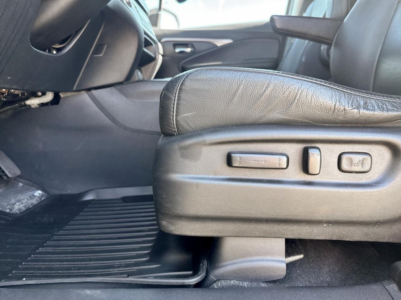 2021 Honda Pilot EX-L  **CLEAN CARFAX** Photo