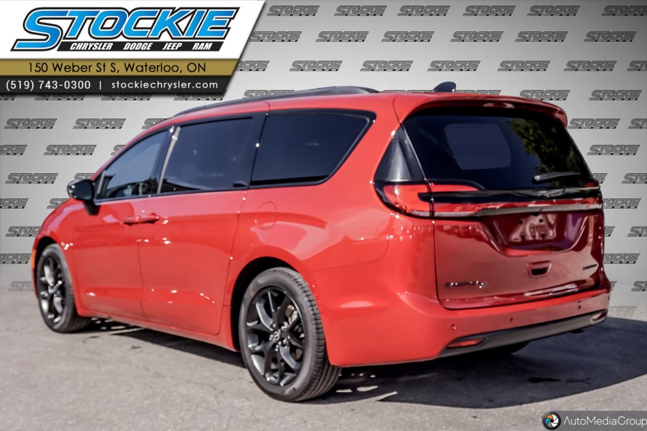 2026 Chrysler Pacifica Limited FWD Photo