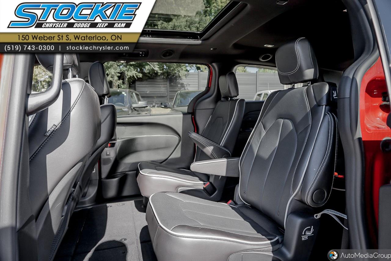 2026 Chrysler Pacifica Limited FWD Photo