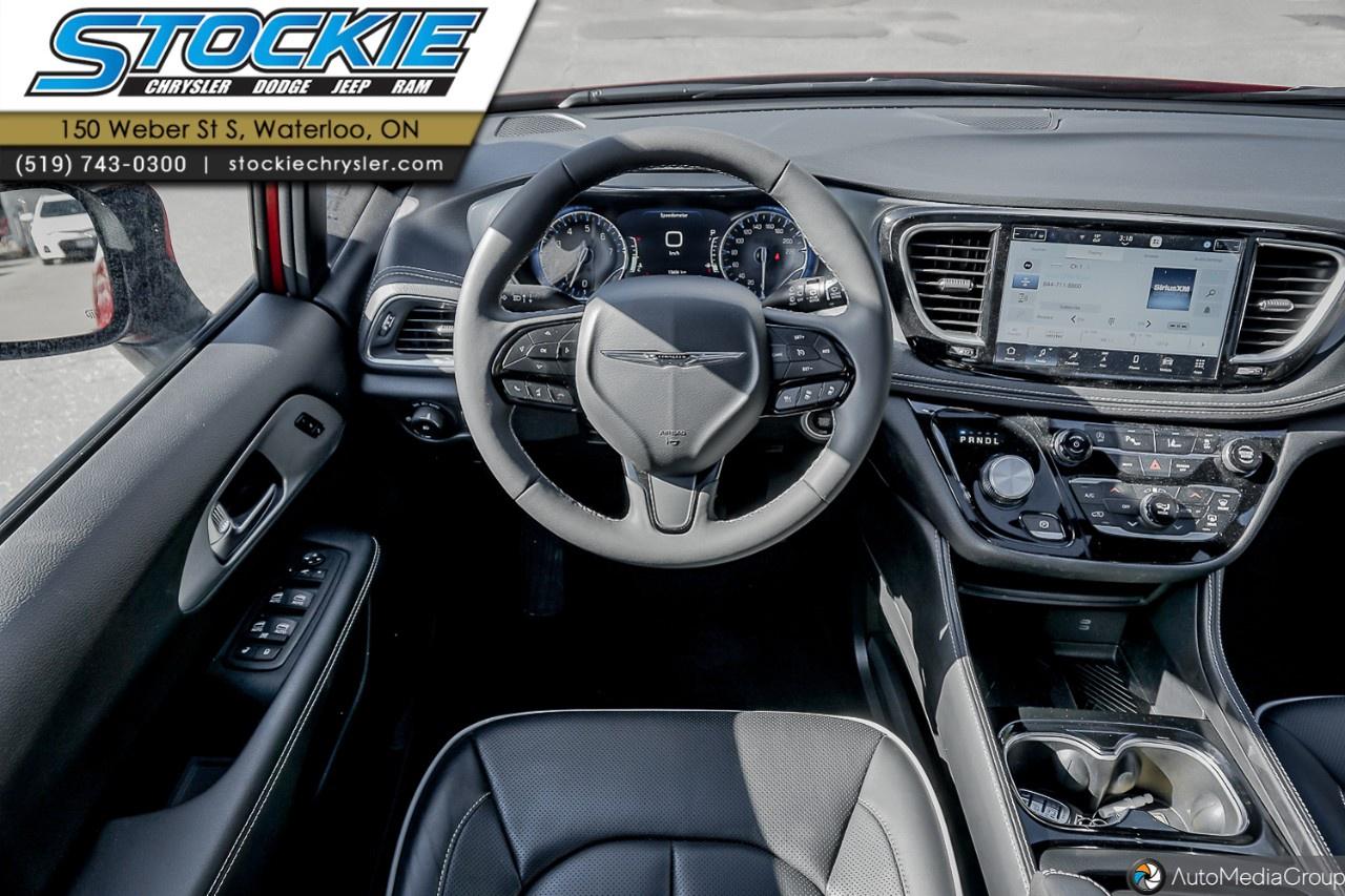 2026 Chrysler Pacifica Limited FWD Photo