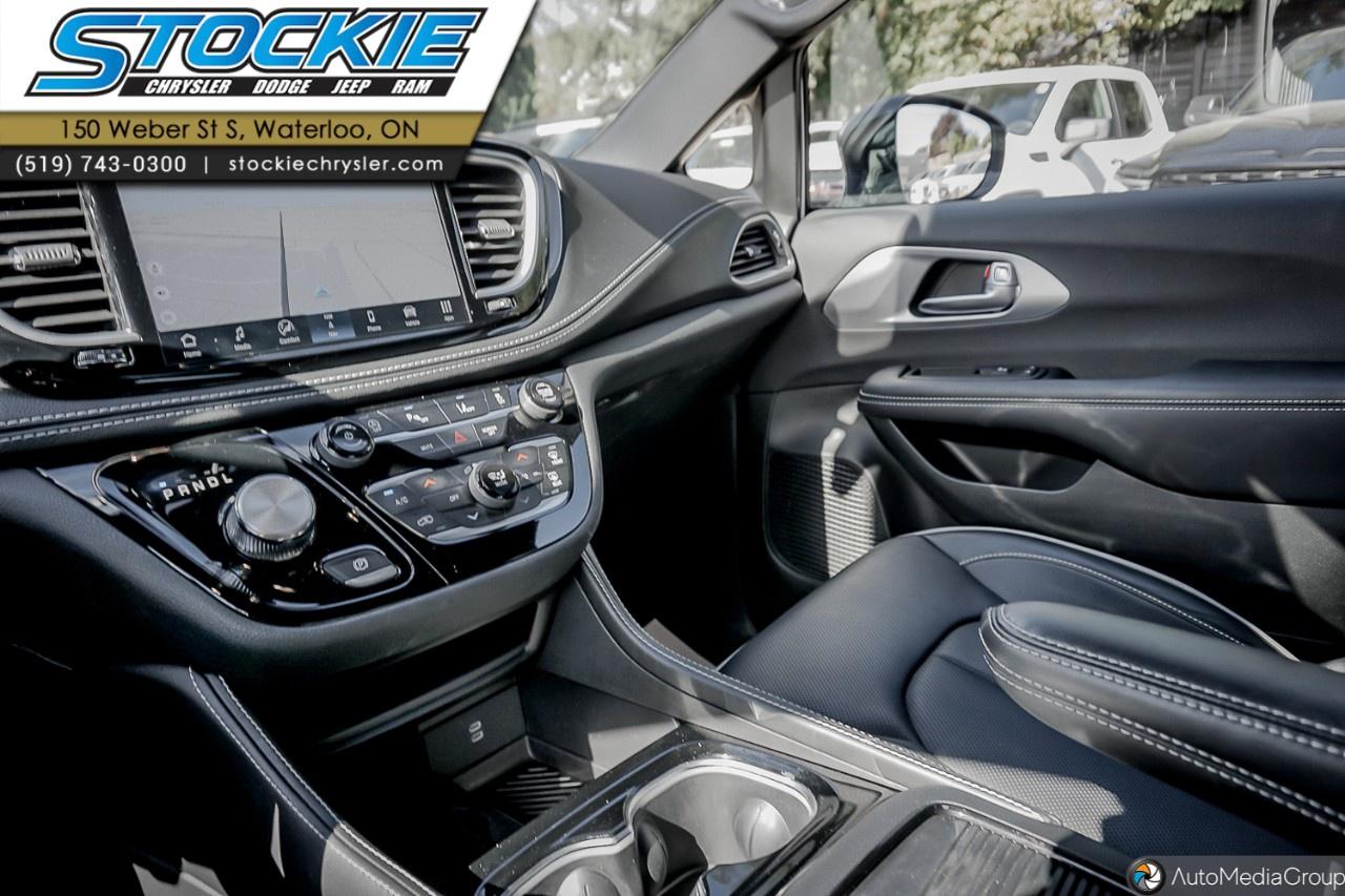 2026 Chrysler Pacifica Limited FWD Photo
