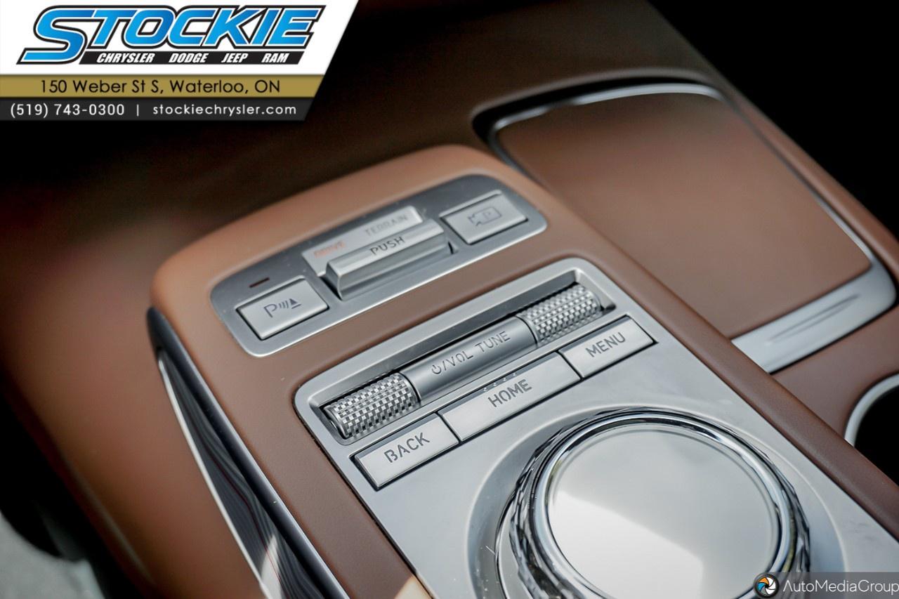 2025 Genesis GV70 2.5T Advanced Plus AWD Photo