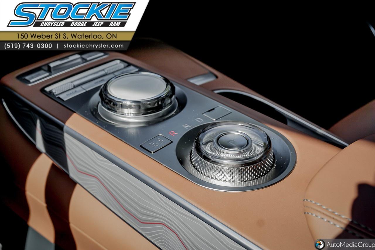 2025 Genesis GV70 2.5T Advanced Plus AWD Photo