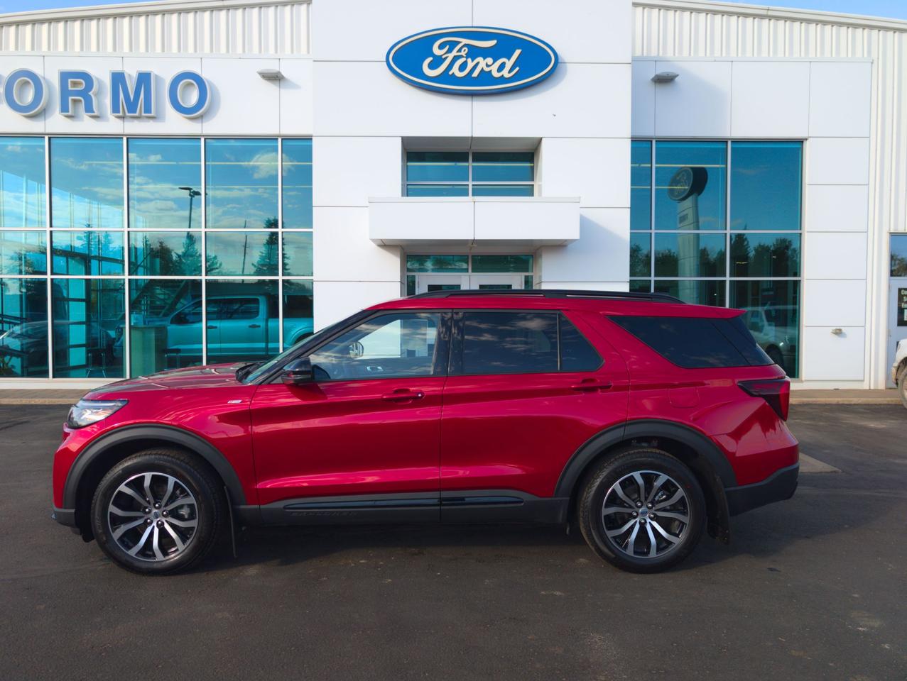 2026 Ford Explorer ST-Line Photo0