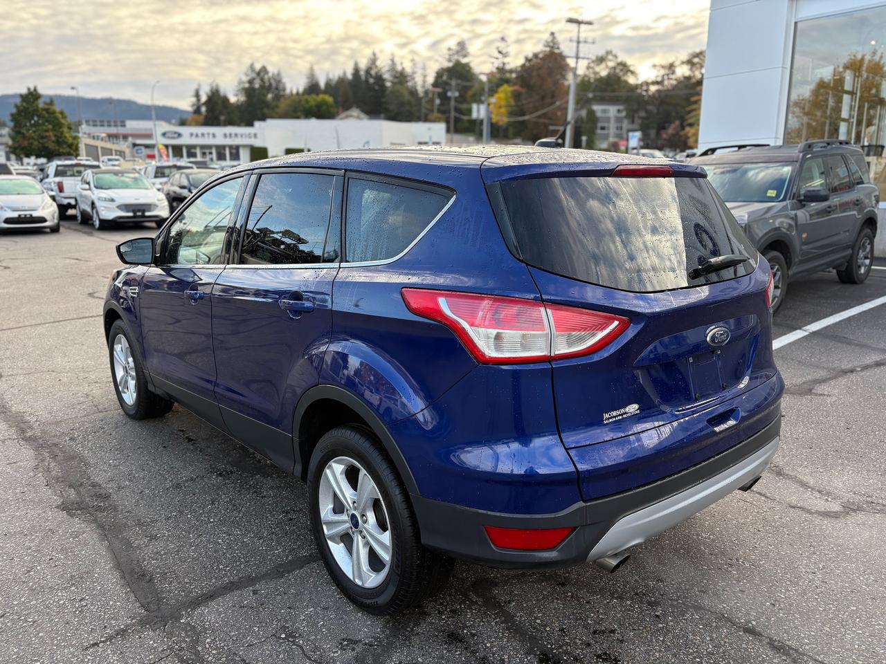 2016 Ford Escape SE Photo2