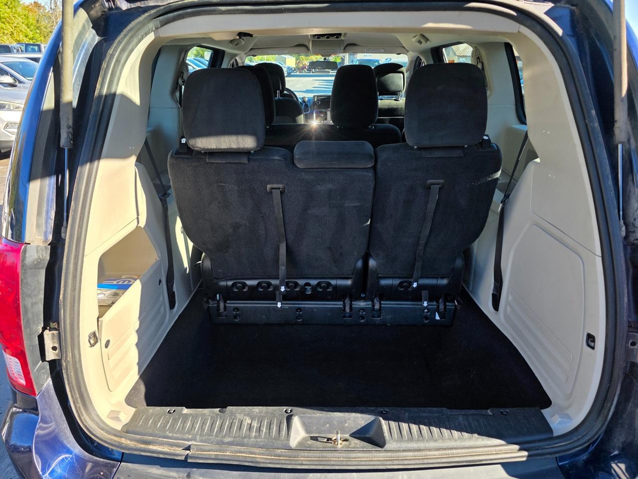 2017 Dodge Grand Caravan SE Photo