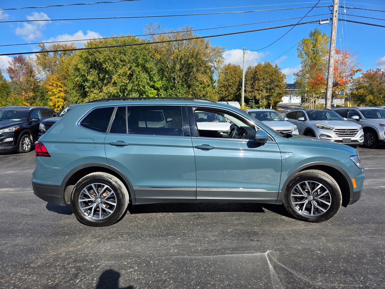 2021 Volkswagen Tiguan SE 4MOTION Photo