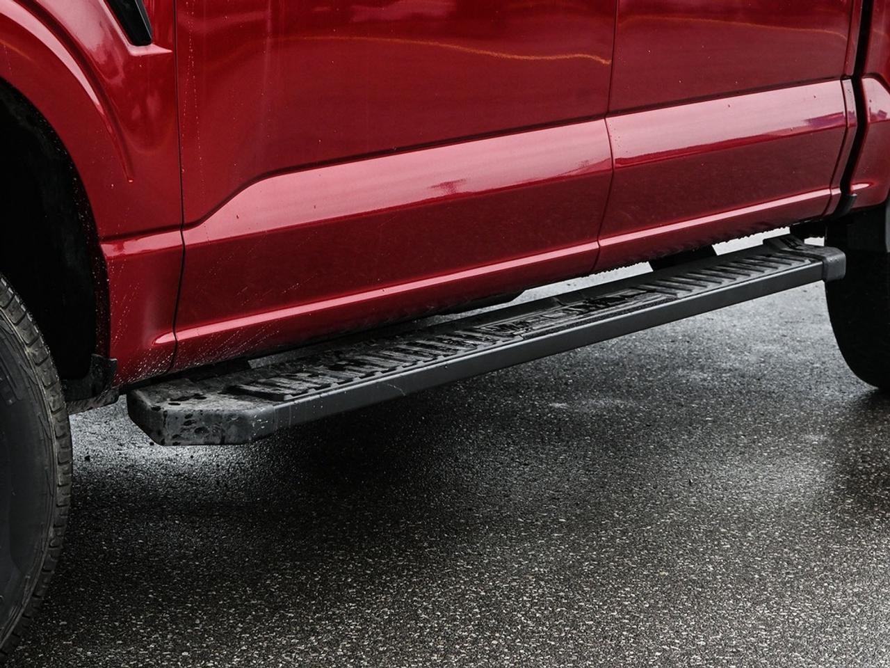 2026 Ford F-150 XLT Photo3