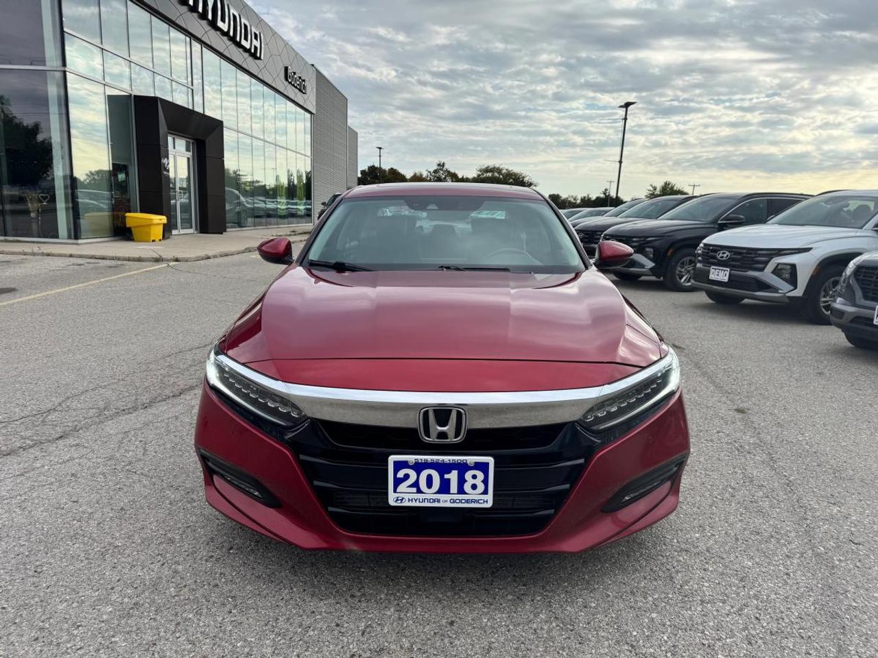 2018 Honda Accord Sedan Touring 2.0 Auto Photo