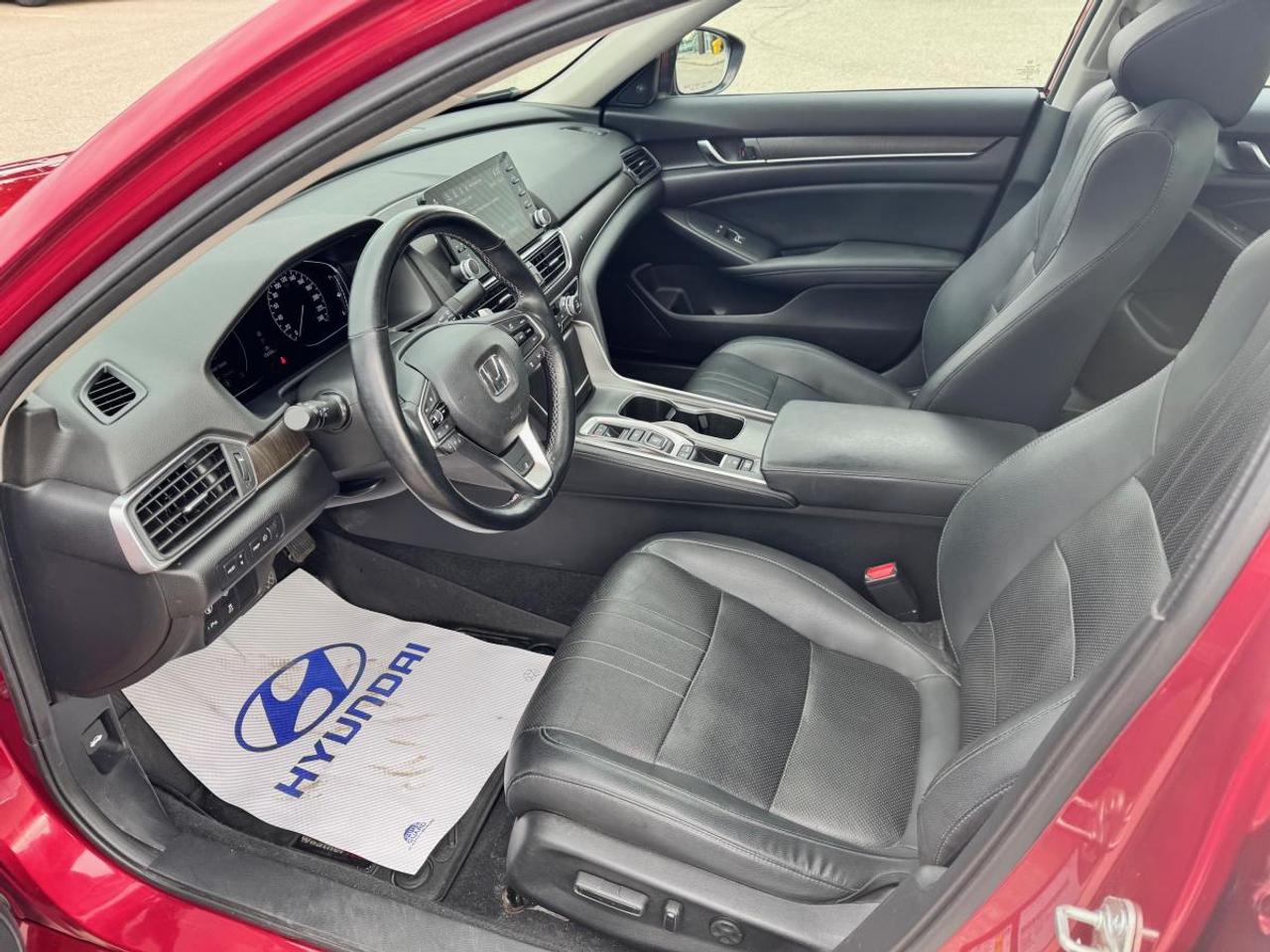 2018 Honda Accord Sedan Touring 2.0 Auto Photo