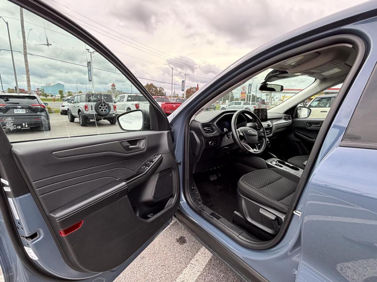 2025 Ford Escape Active Photo