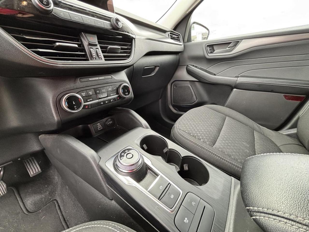 2025 Ford Escape Active Photo
