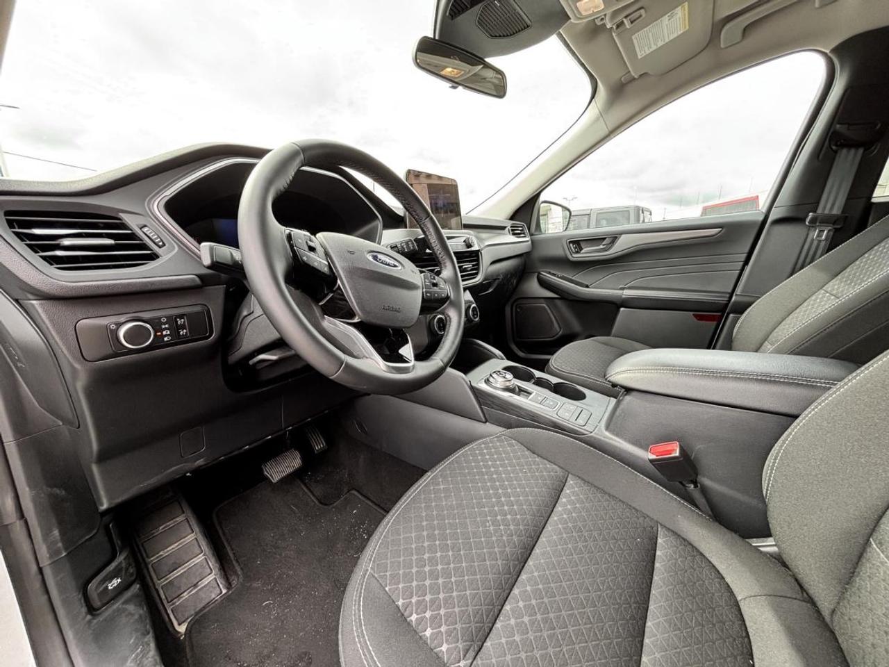 2025 Ford Escape Active Photo