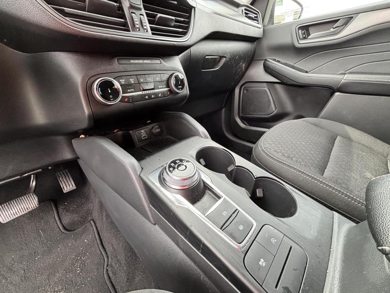 2025 Ford Escape Active Photo
