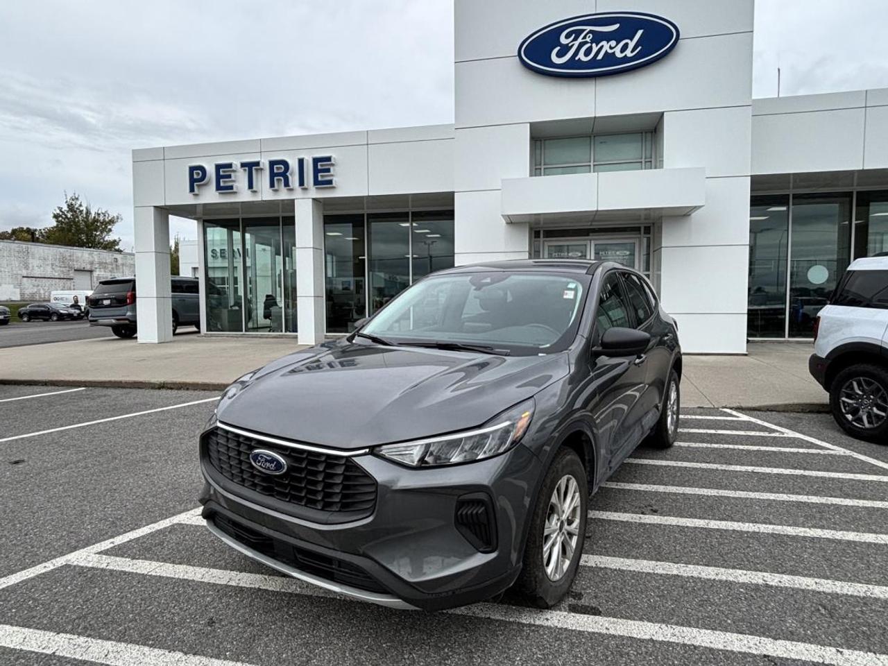 2025 Ford Escape Active Photo0