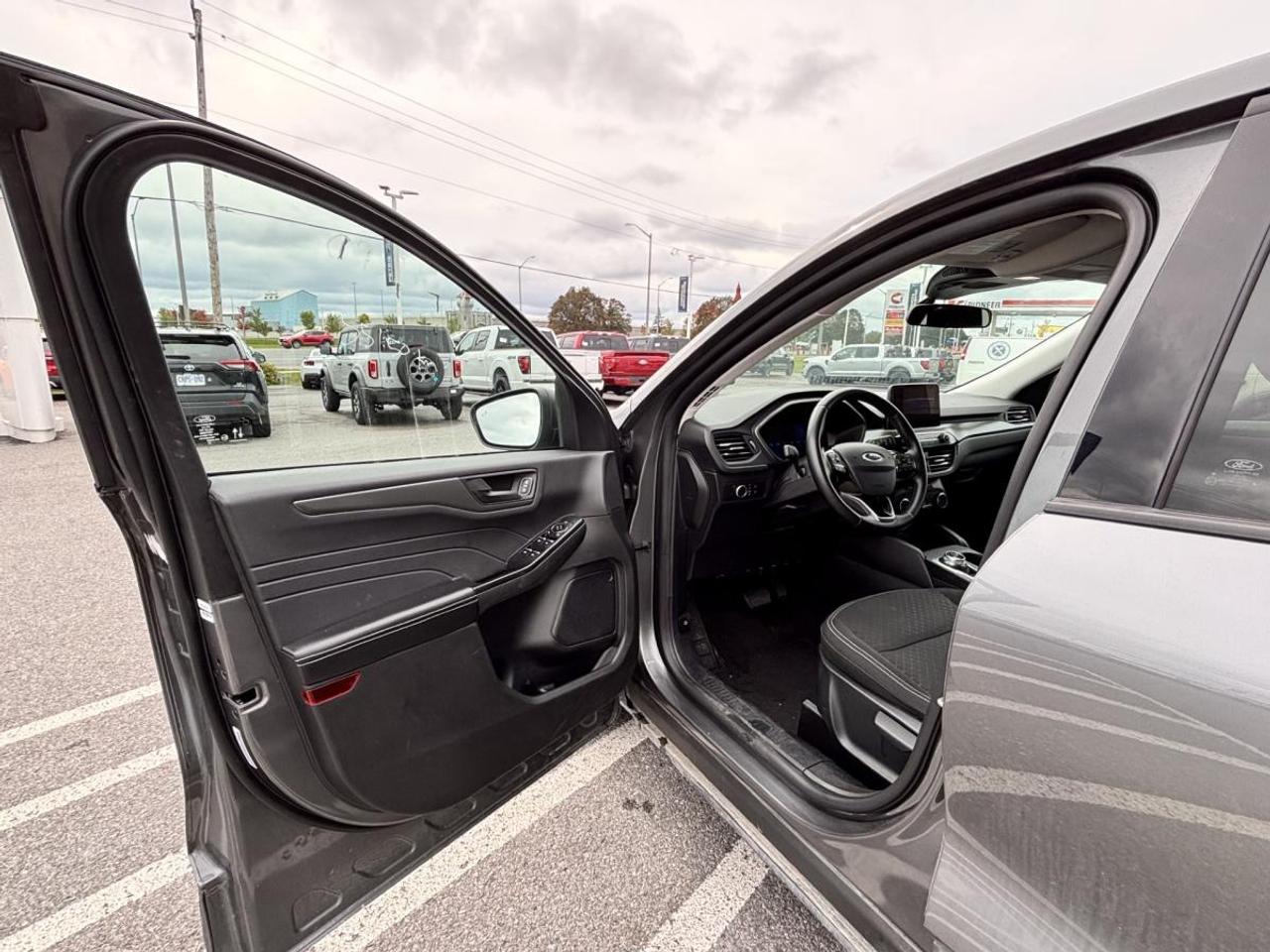 2025 Ford Escape Active Photo