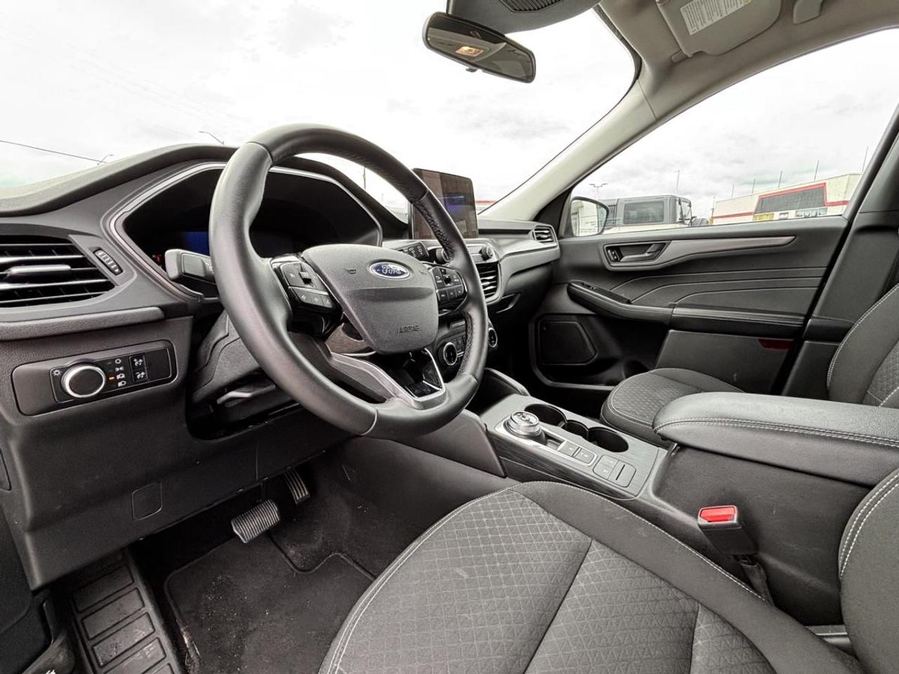 2025 Ford Escape Active Photo