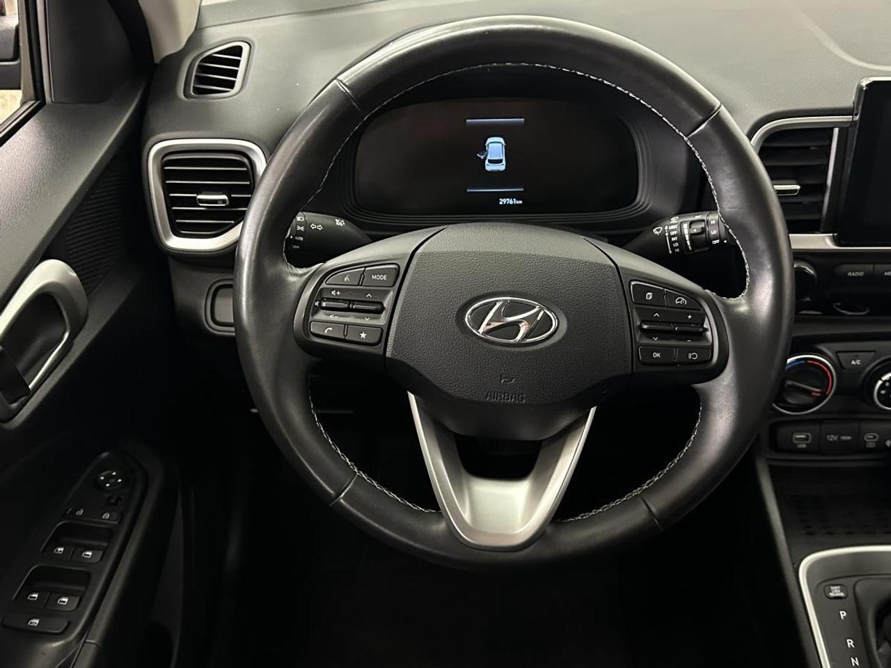 2026 Hyundai Venue Preferred PREFERRED/AUTO/AC/POWER GROUP/ALLOYS/MORE! Photo
