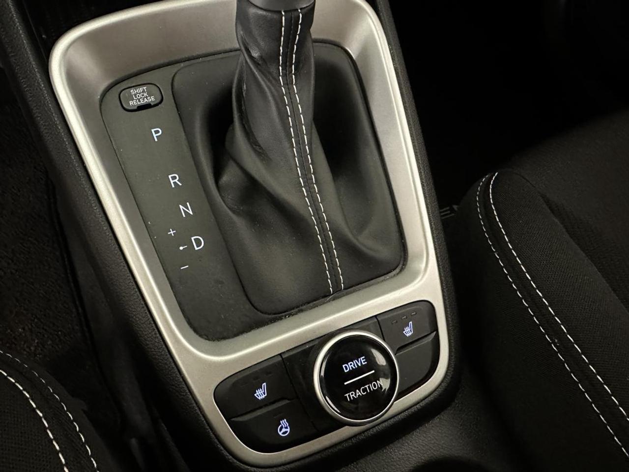 2026 Hyundai Venue Preferred PREFERRED/AUTO/AC/POWER GROUP/ALLOYS/MORE! Photo