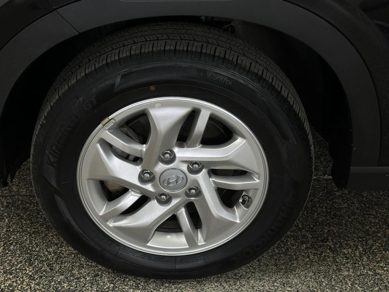 2026 Hyundai Venue Preferred PREFERRED/AUTO/AC/POWER GROUP/ALLOYS/MORE! Photo
