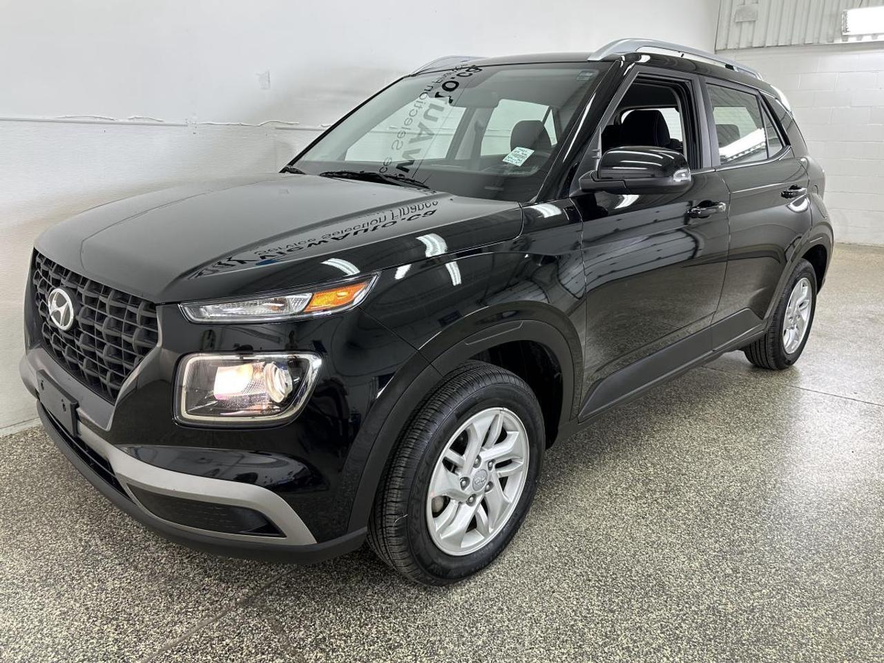2026 Hyundai Venue Preferred PREFERRED/AUTO/AC/POWER GROUP/ALLOYS/MORE! Photo