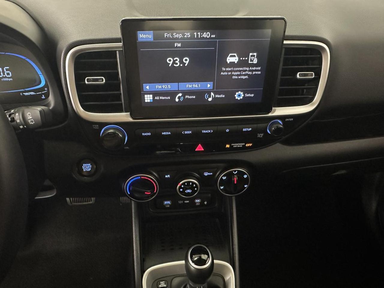 2026 Hyundai Venue Preferred PREFERRED/AUTO/AC/POWER GROUP/ALLOYS/MORE! Photo