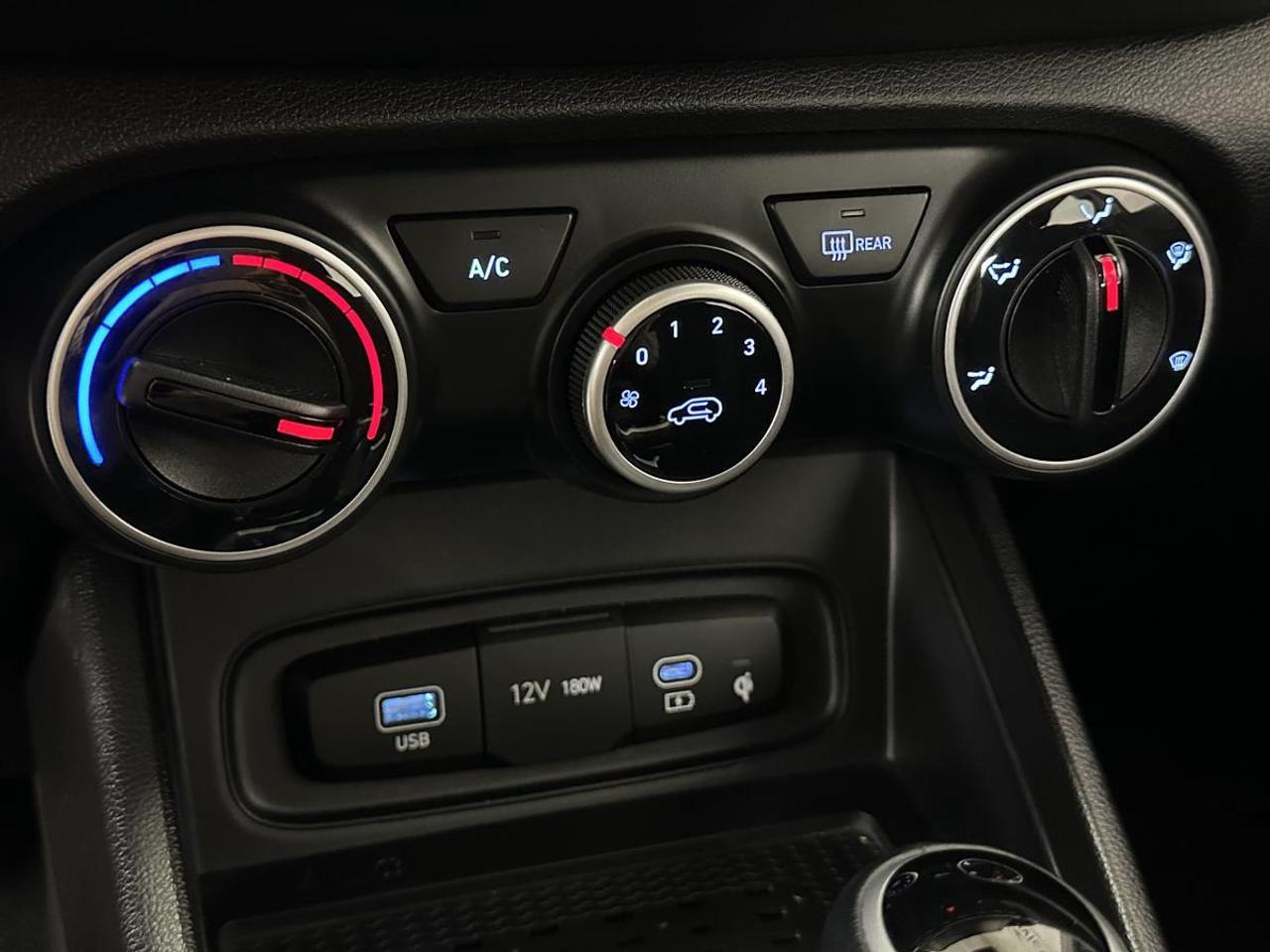 2026 Hyundai Venue Preferred PREFERRED/AUTO/AC/POWER GROUP/ALLOYS/MORE! Photo