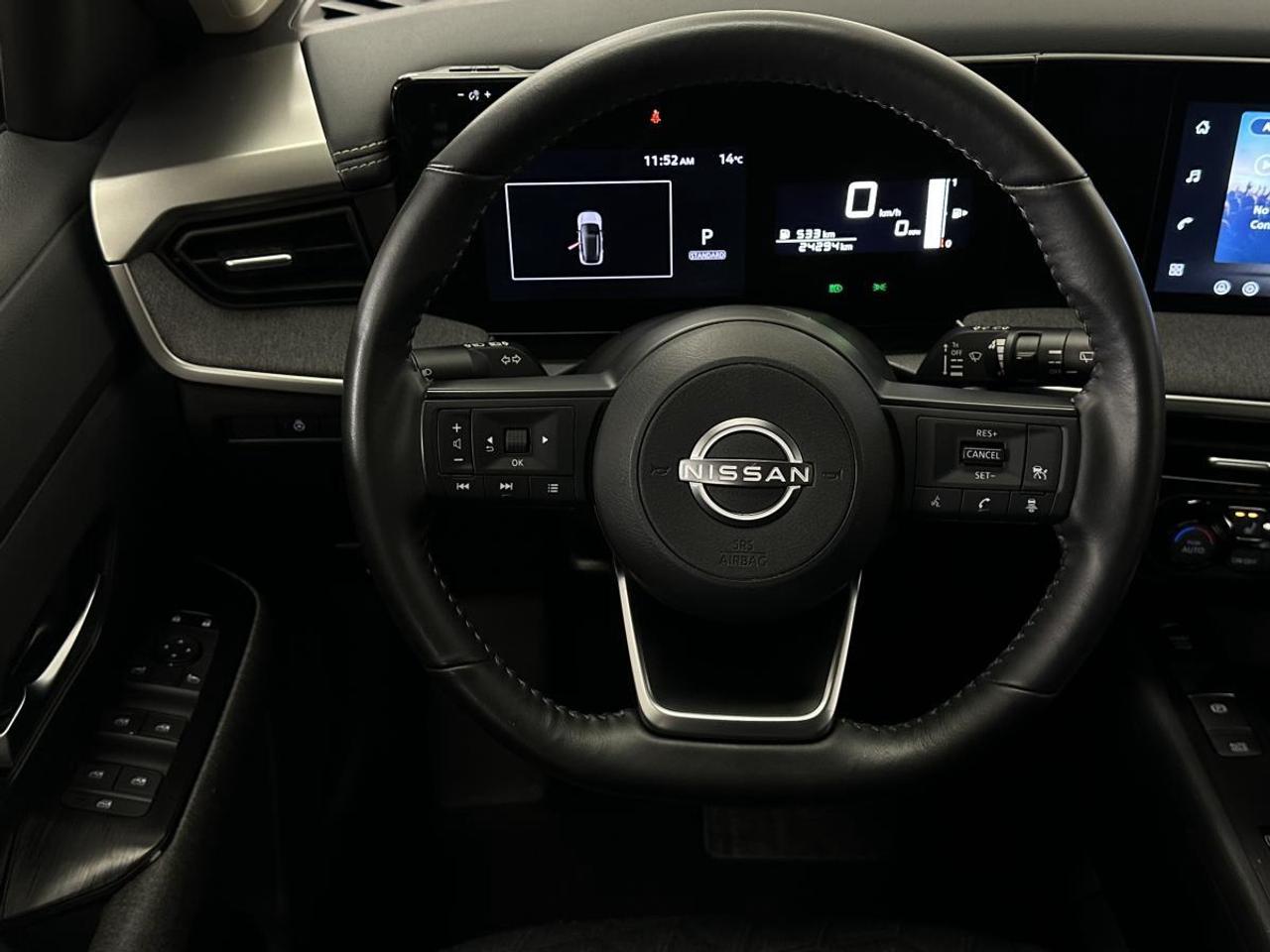 2026 Nissan Kicks SV/AWD/ALLOYS/SUPER BLACK! Photo