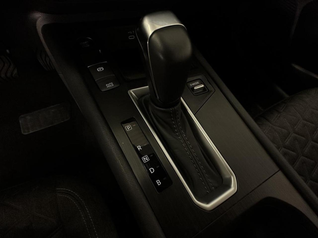 2026 Nissan Kicks SV/AWD/ALLOYS/SUPER BLACK! Photo