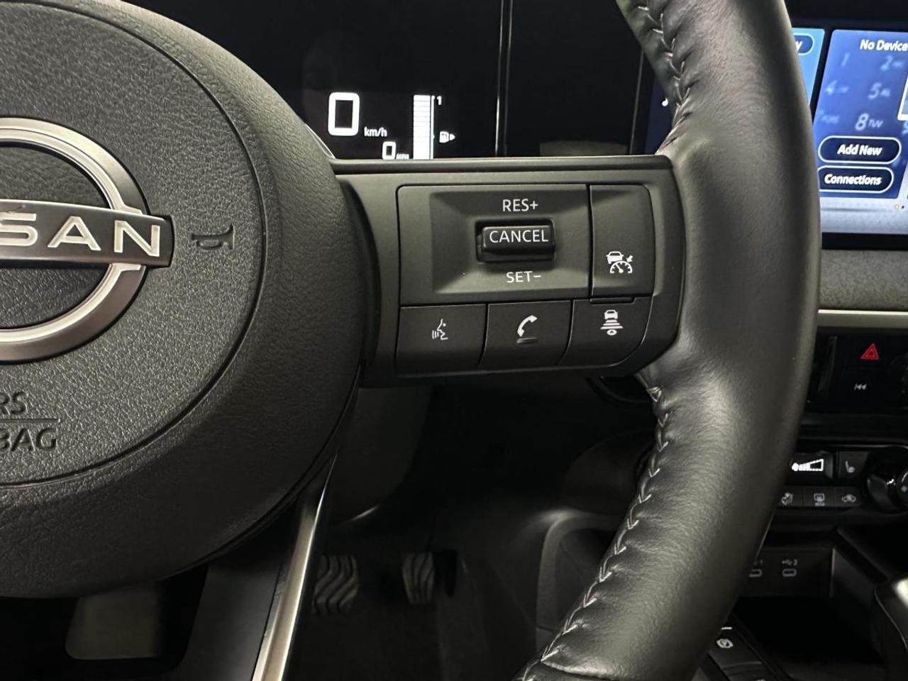 2026 Nissan Kicks SV/AWD/ALLOYS/SUPER BLACK! Photo