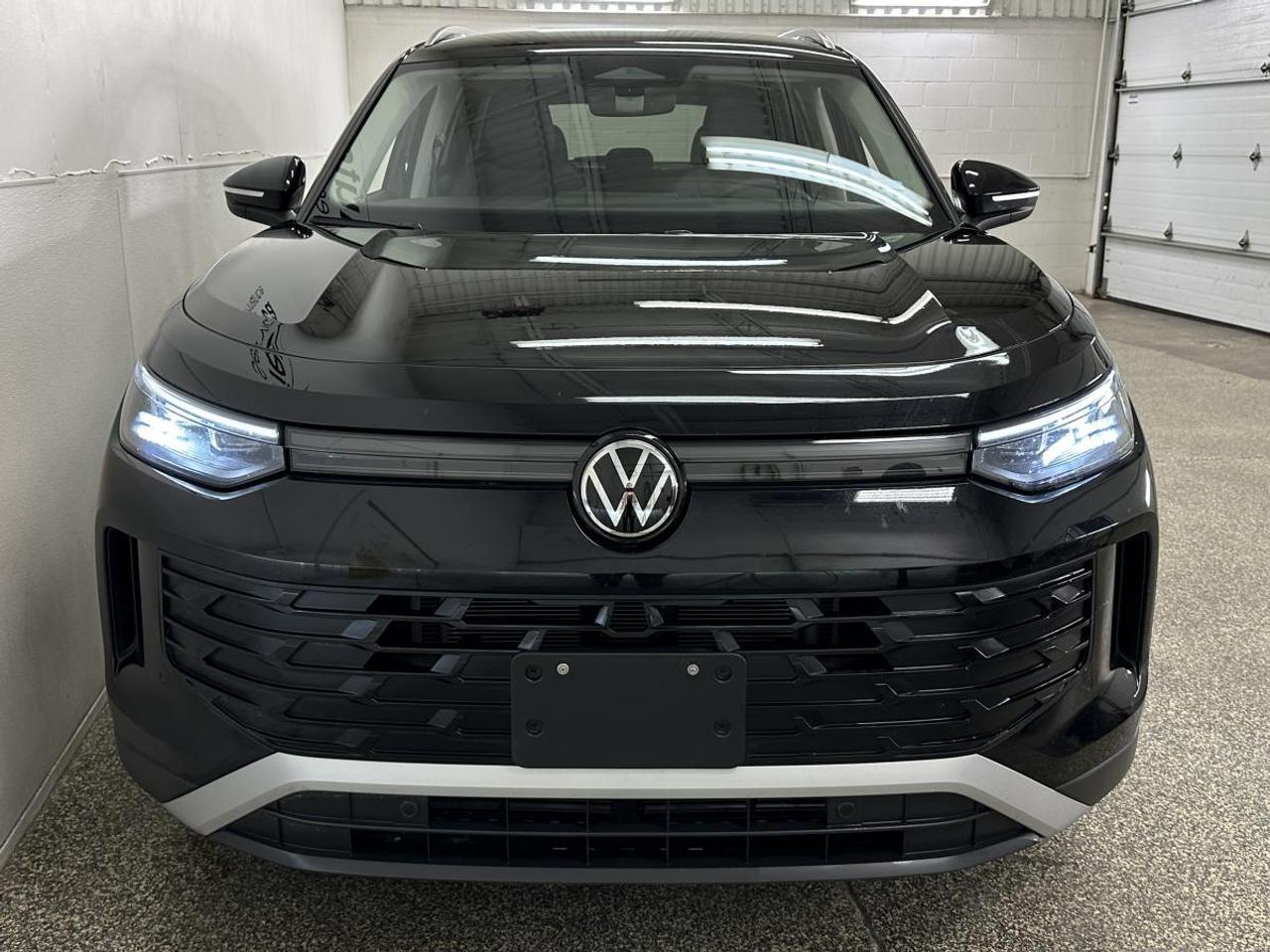 2026 Volkswagen Tiguan Comfortline COMFORTLINE/AWD/LEATHER/MORE! Photo1