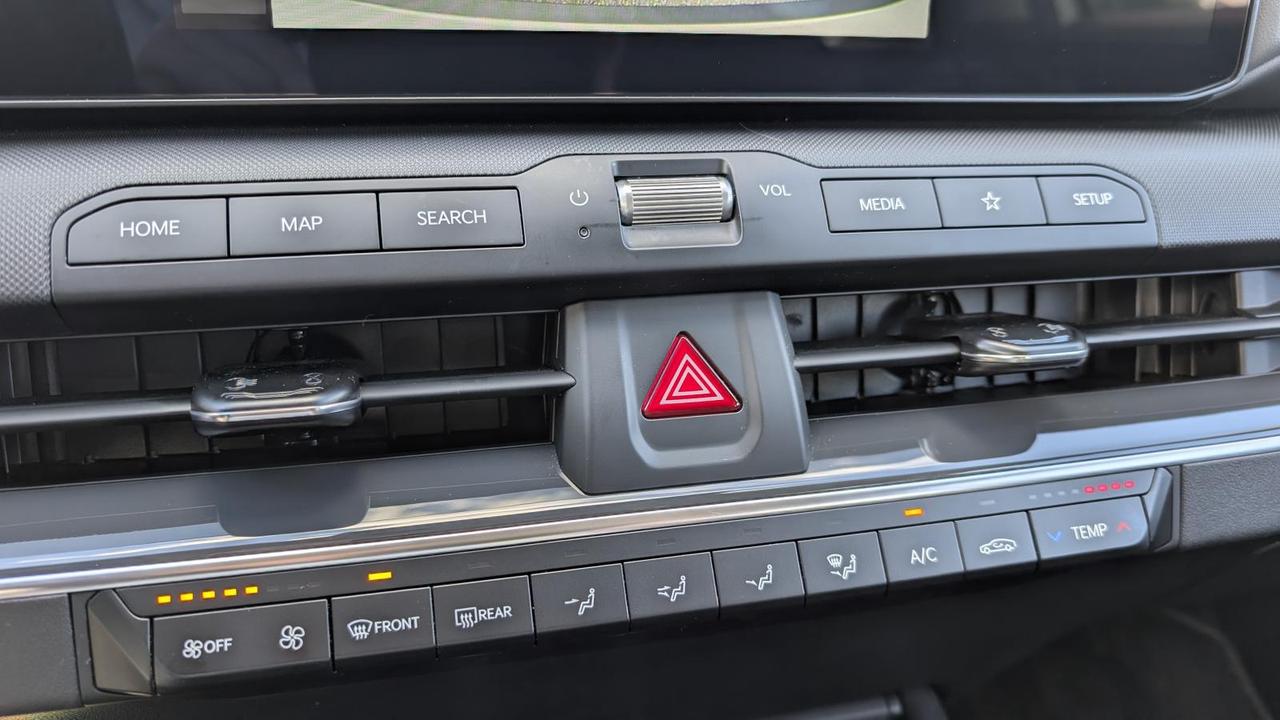 2025 Kia K4 EX Photo