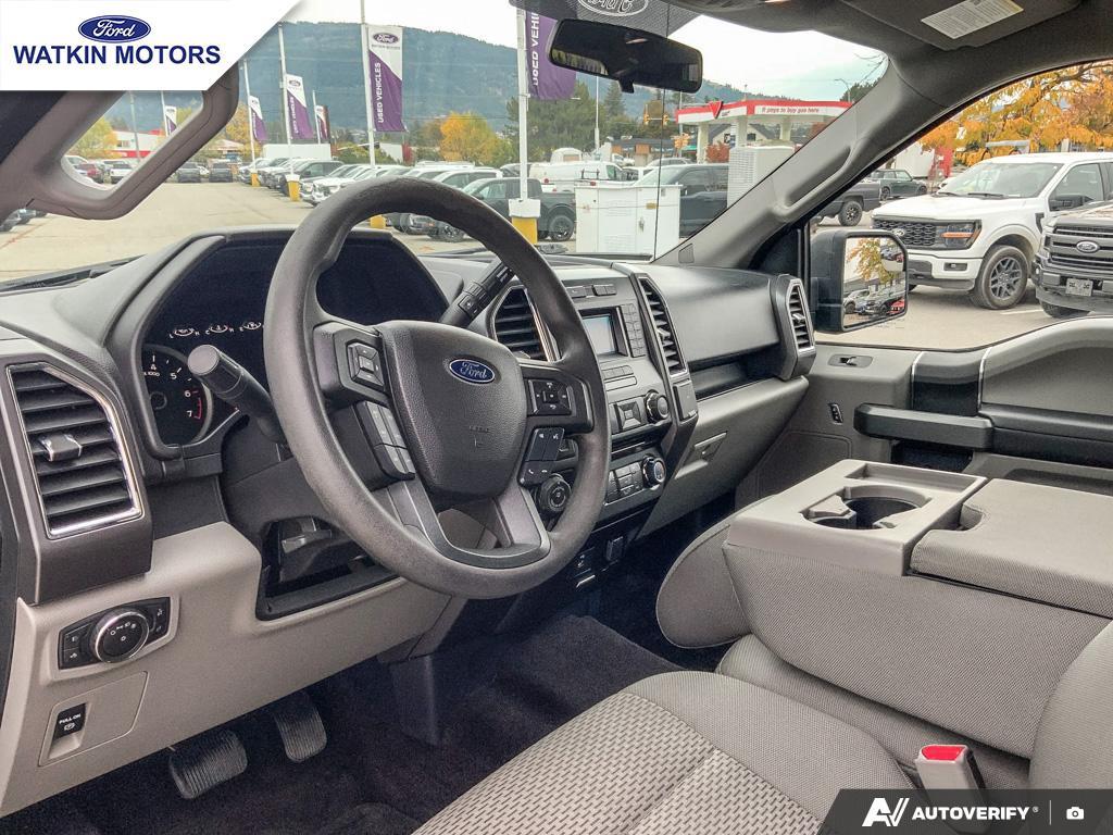2016 Ford F-150 photo 16
