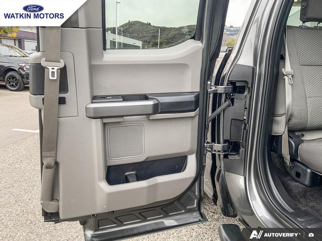 2016 Ford F-150 photo 29