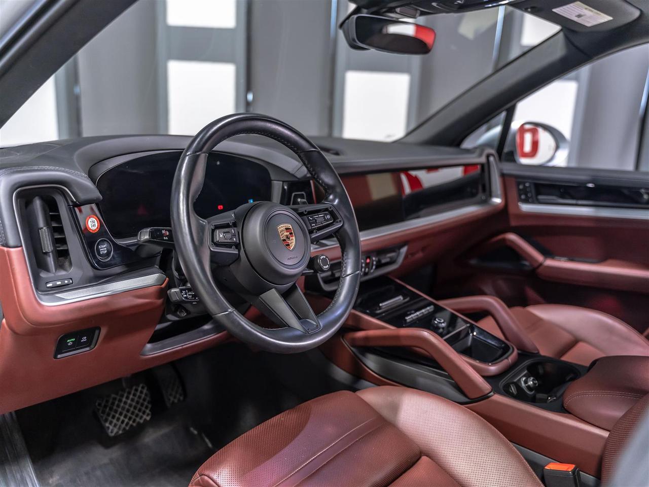 2024 Porsche Cayenne Premium Plus|22inch SportDesign Wheels|Club Leather Photo